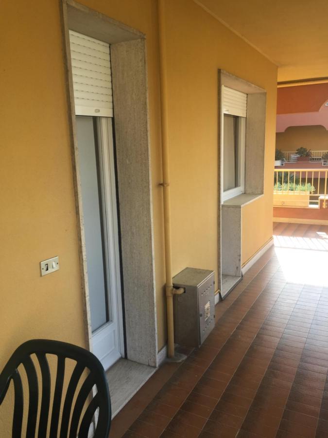A Due Passi Dal Mare Apartment Vallecrosia Exterior photo