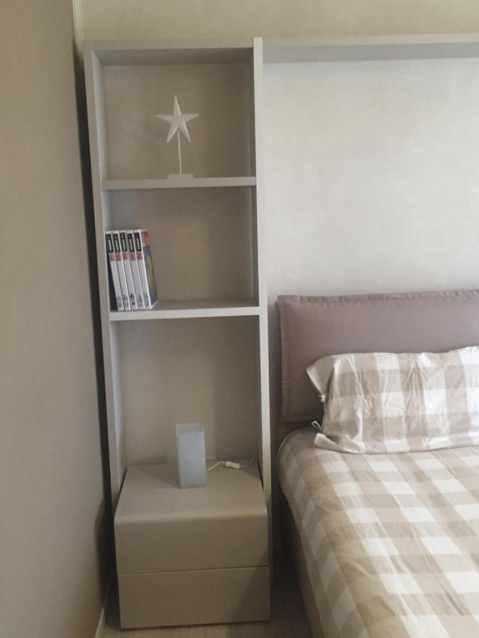 A Due Passi Dal Mare Apartment Vallecrosia Exterior photo