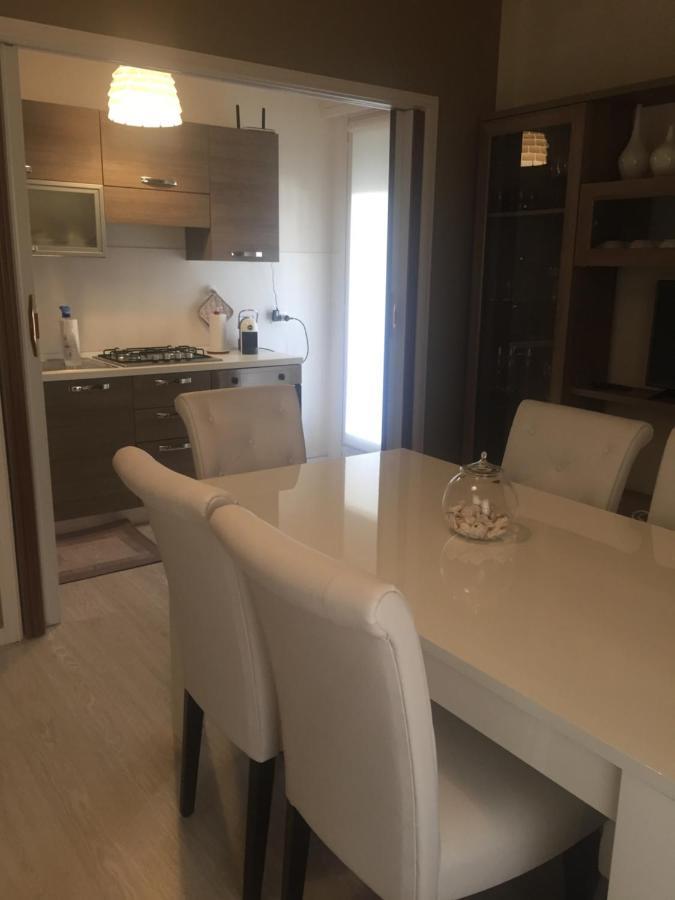 A Due Passi Dal Mare Apartment Vallecrosia Exterior photo