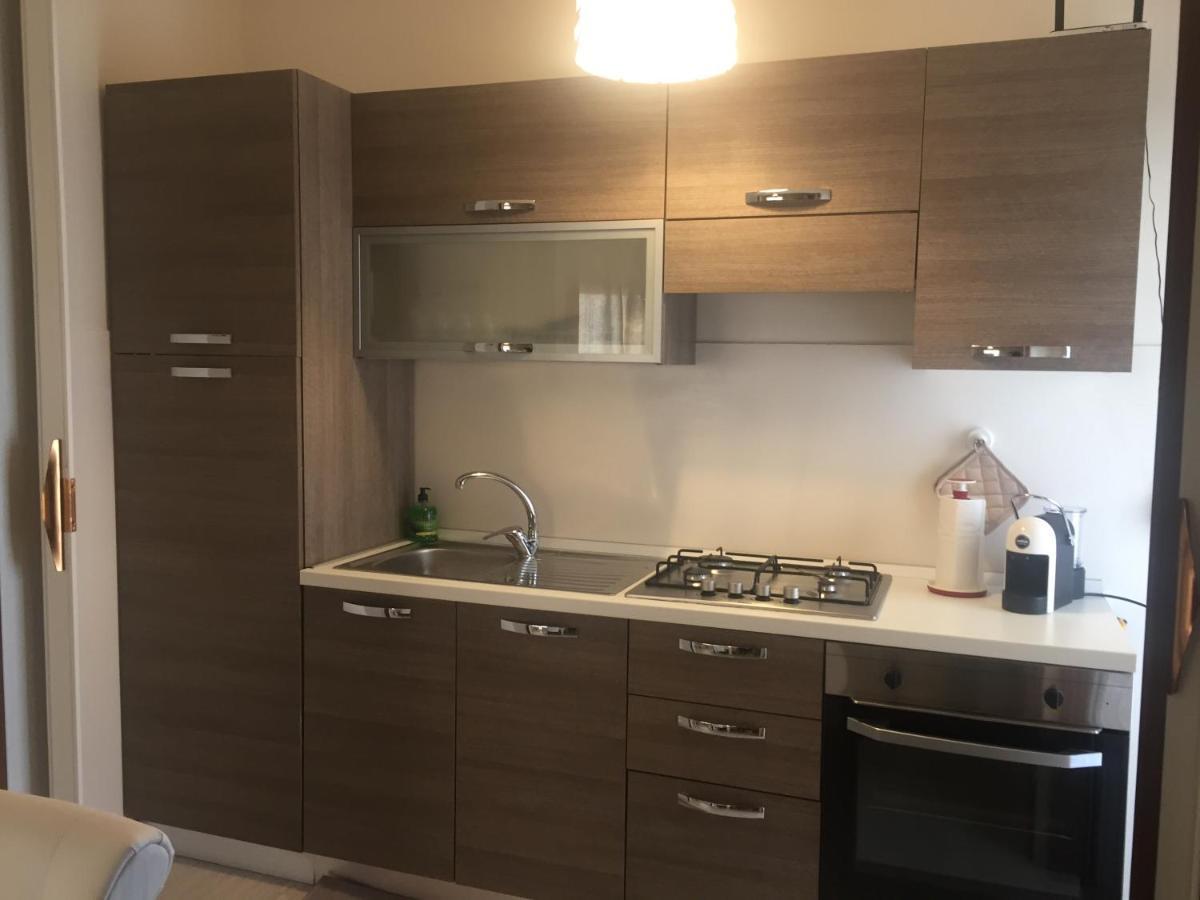 A Due Passi Dal Mare Apartment Vallecrosia Exterior photo